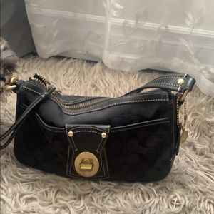 Vintage coach baguette bag